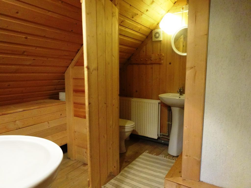 Wynajem Pokoi-Willa Pod Smrekami Zakopane Oda fotoğraf